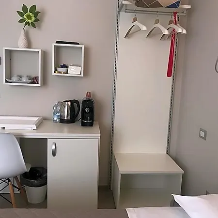 L'albarosa - فندق مبيت وإفطار 3*